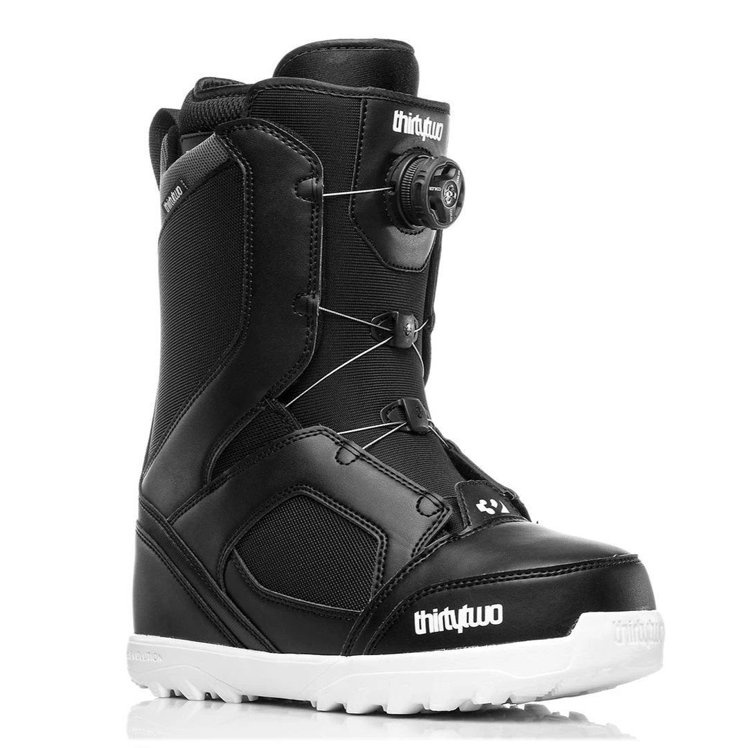 Equipment ThirtyTwo Men's STW BOA Snowboard Boots 2020 4 Equipment ThirtyTwo Men's STW BOA Snowboard Boots 2020