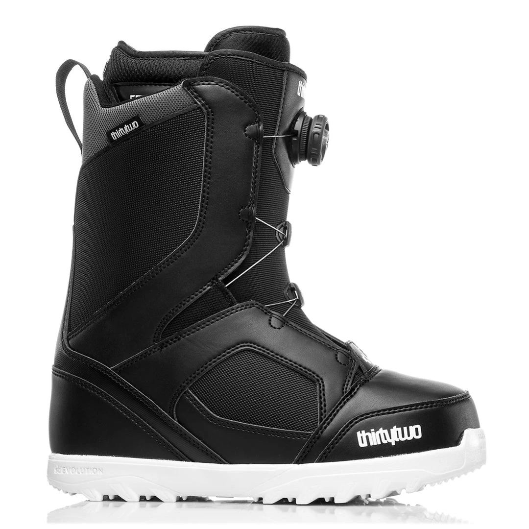 Equipment ThirtyTwo Men's STW BOA Snowboard Boots 2020 3 Equipment ThirtyTwo Men's STW BOA Snowboard Boots 2020