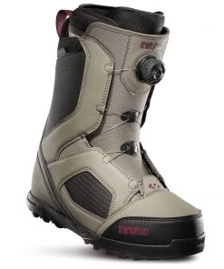 Equipment ThirtyTwo Men's STW BOA Snowboard Boots 2020 17 Equipment ThirtyTwo Men's STW BOA Snowboard Boots 2020
