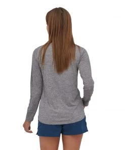 Patagonia Women's LS Cap Cool Daily Graphic Shirt Womens 9 Patagonia Women's LS Cap Cool Daily Graphic Shirt Womens